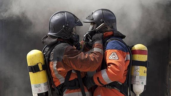 85 plazas por turno libre de Bombero/a Especialista del Cuerpo de Bomberos del Ayuntamiento de Madrid.